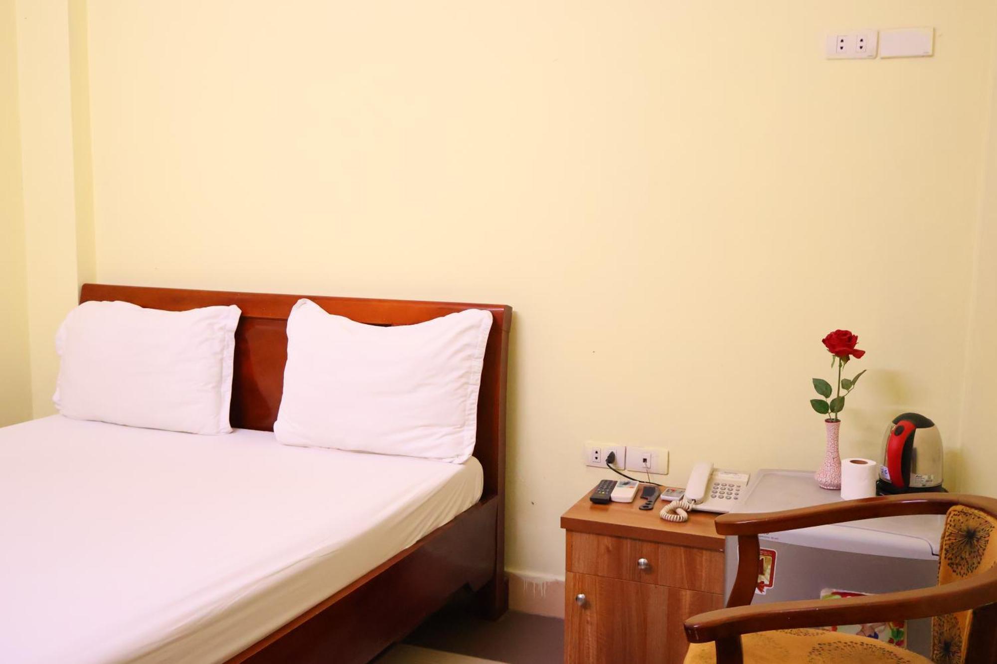 Van Xuan Hotel Hanoi Exterior photo